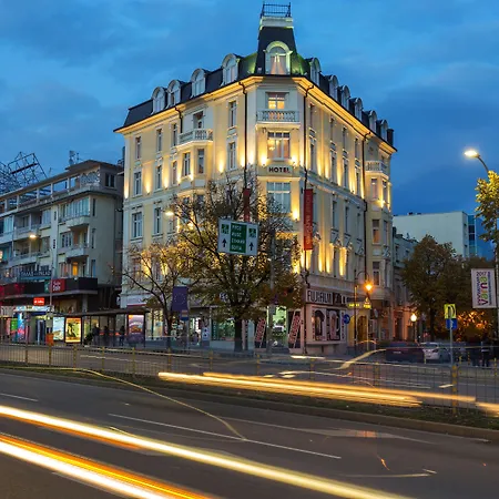 سبلينديد البوتيكي فندق 3*