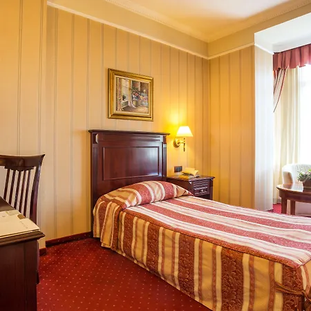 سبلينديد البوتيكي 3*