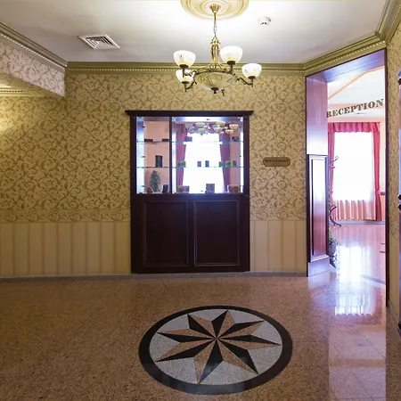 Boutique Splendid 3*